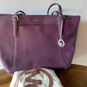 Michael Kors tote